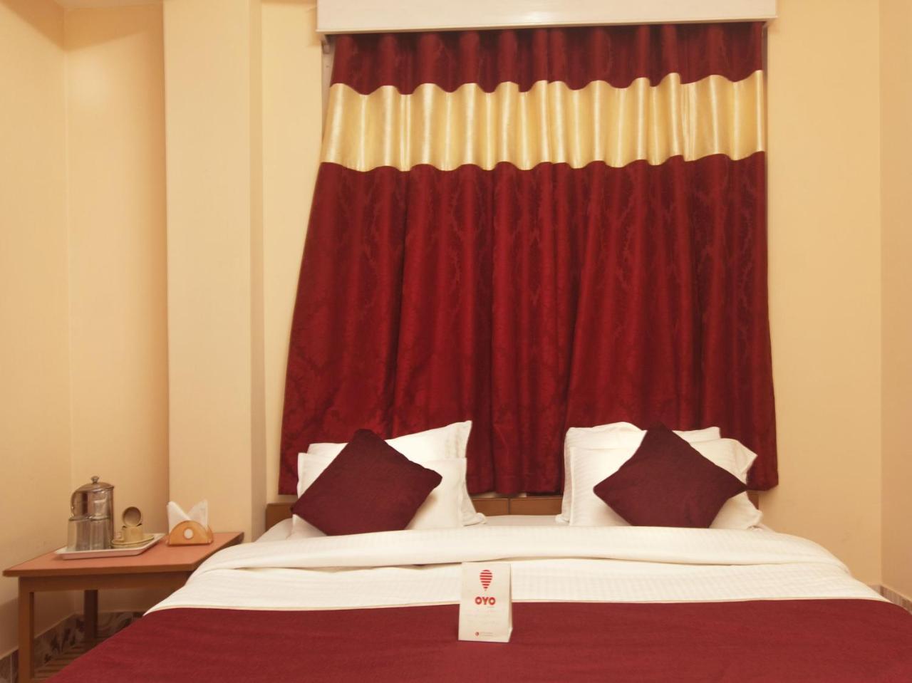 Oyo 13521 Sudhriti Hotel Siliguri Ngoại thất bức ảnh