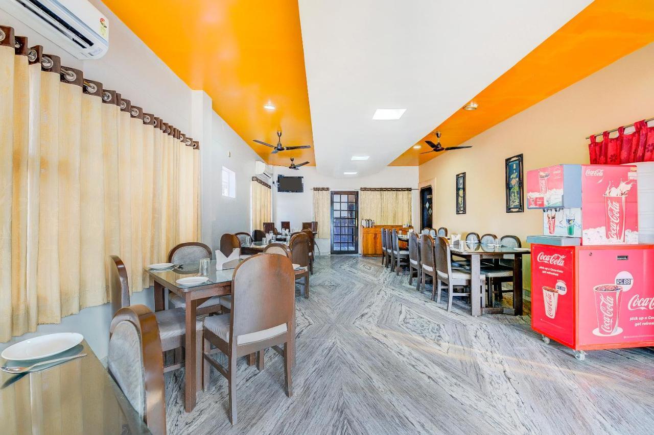 Oyo 13521 Sudhriti Hotel Siliguri Ngoại thất bức ảnh